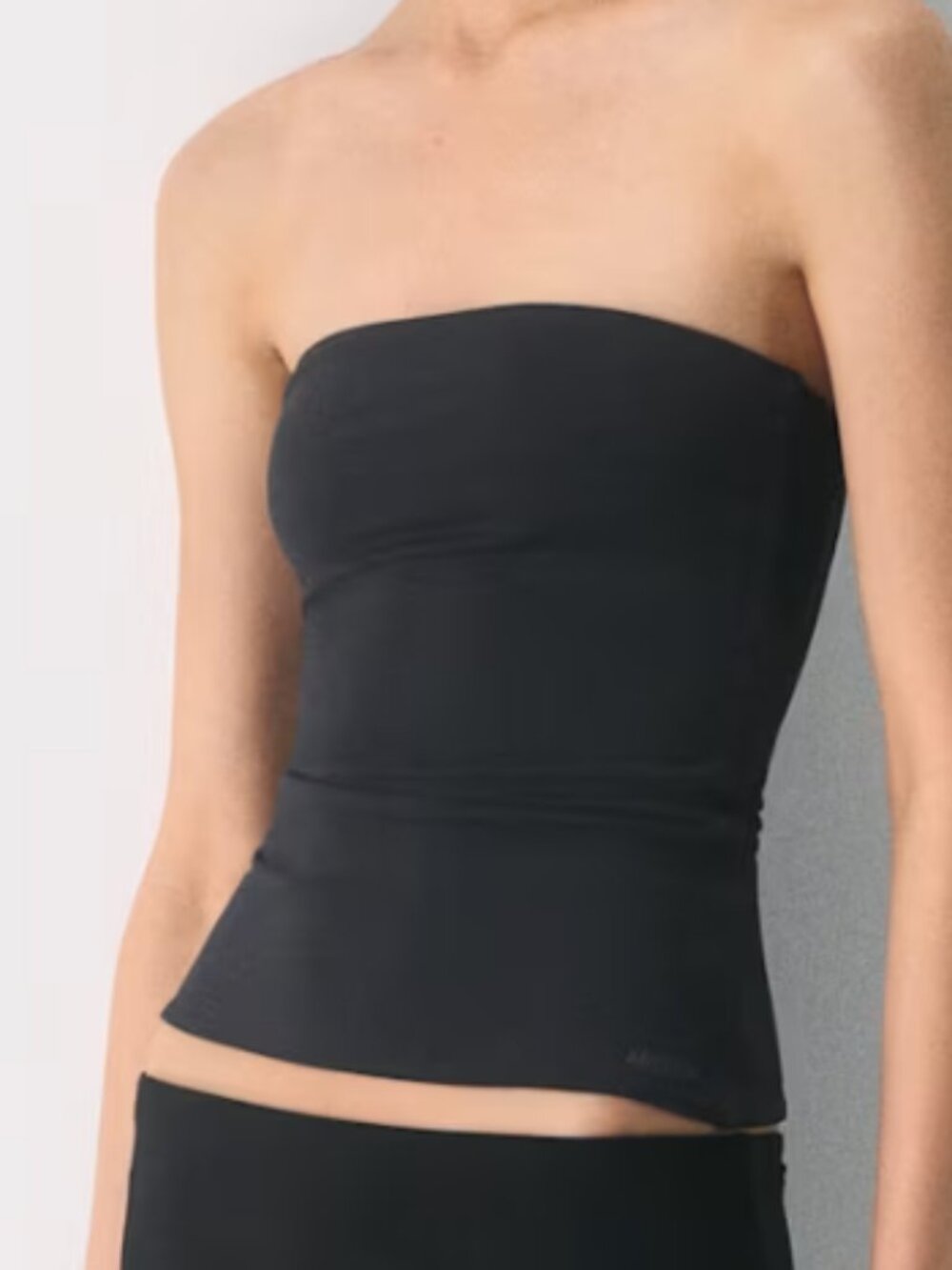 Aritzia Original Contour Appeal Tube Top